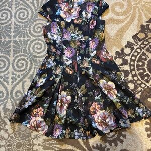 Gabby Skye plush floral dress